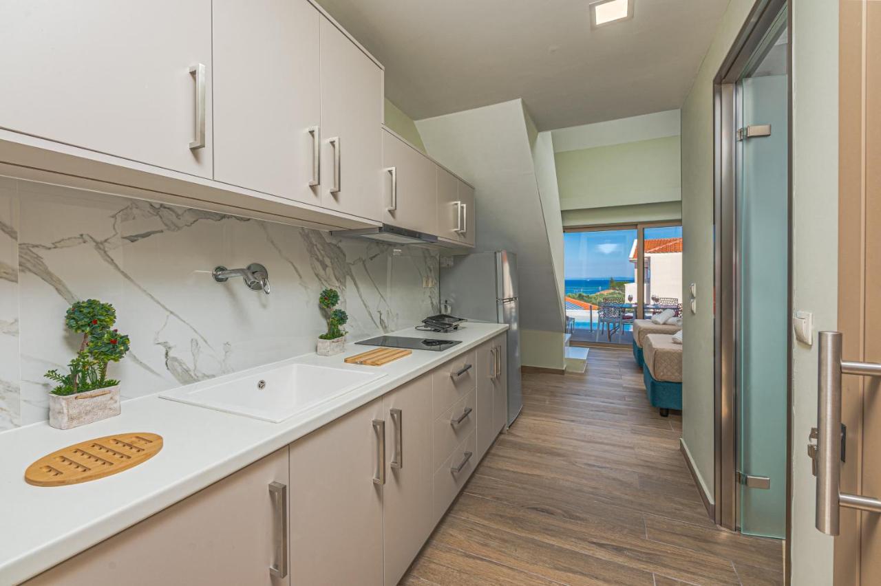 Kozanos Suites With Private Pool Амуди Екстериор снимка