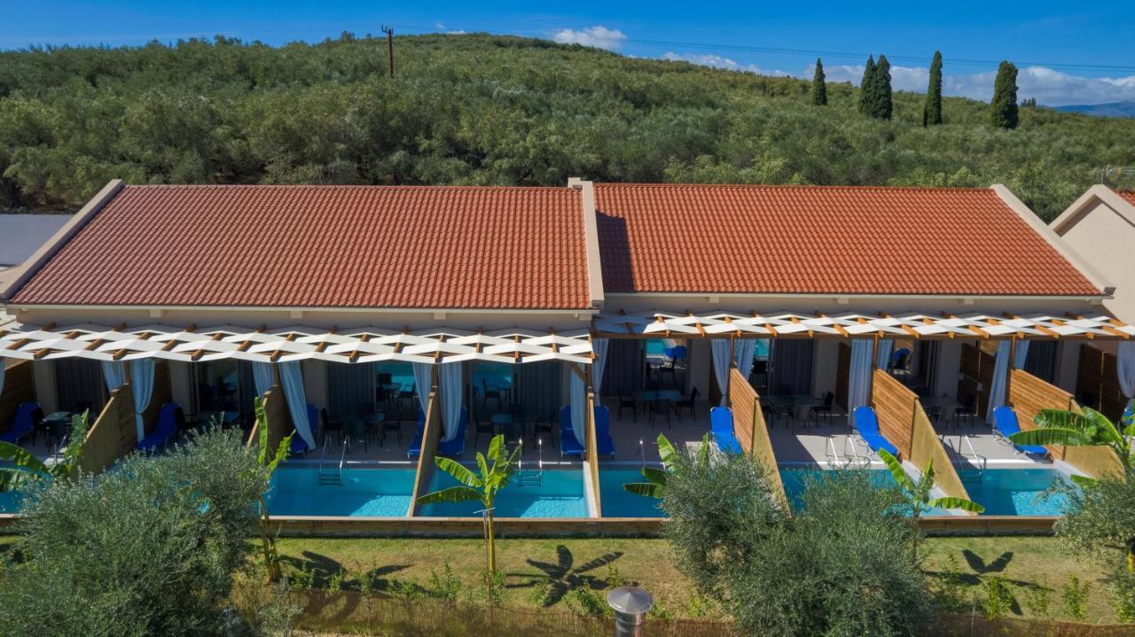 Kozanos Suites With Private Pool Амуди Екстериор снимка